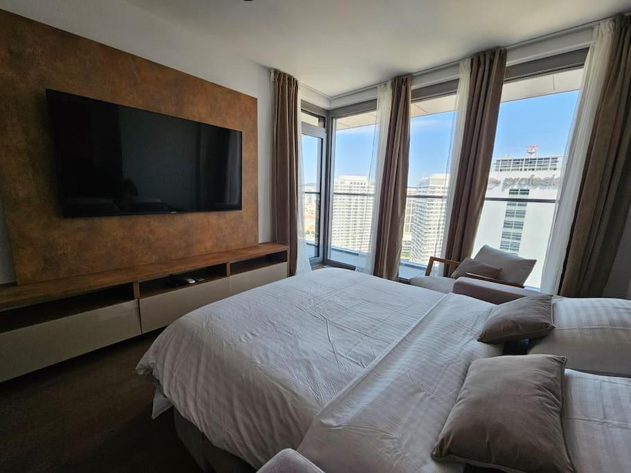 Eurovea Tower - Luxury In Heaven * Bratislava